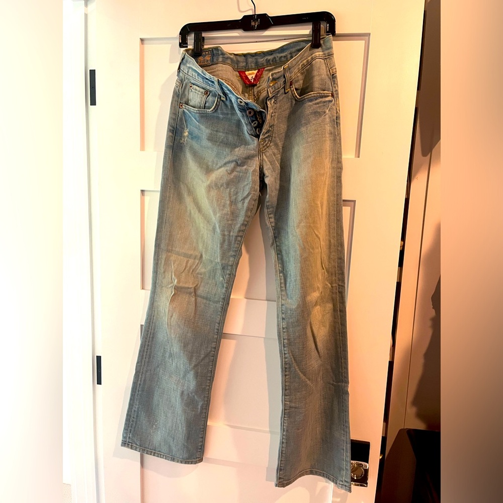 Women’s Lucky Brand “Easy Rider” 100% cotton jeans in Size 4 (27)